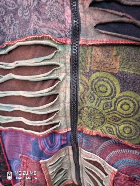 Casaco Patches c/ capuz