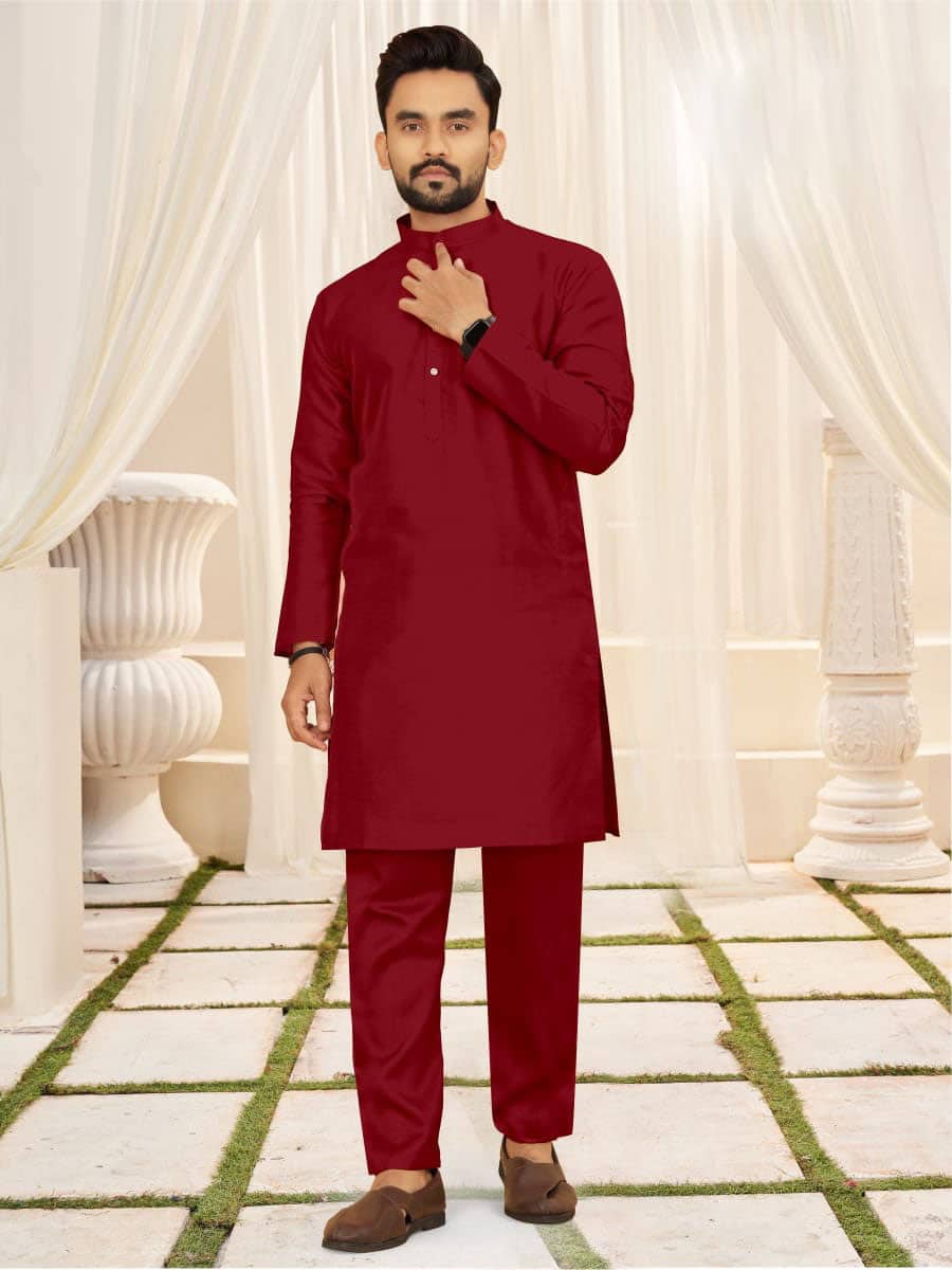 Sherwani Homem