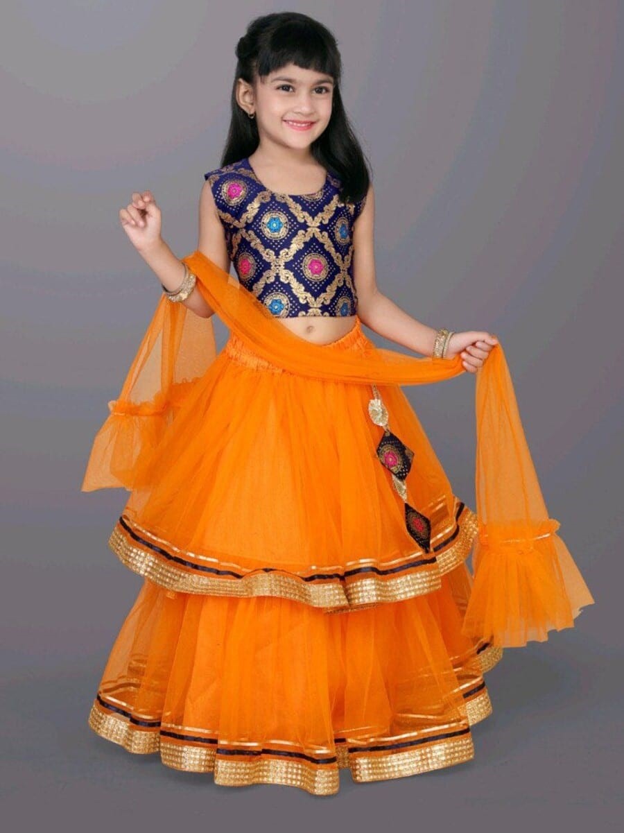 Lehenga choli criança