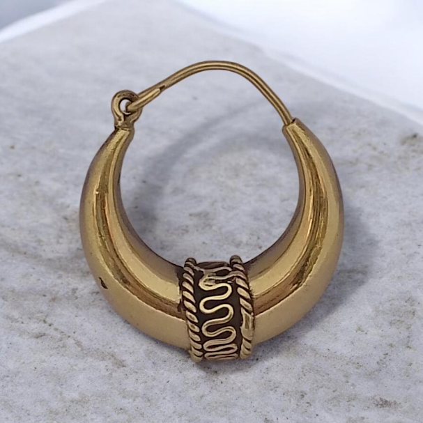 Brinco Argola em Latão