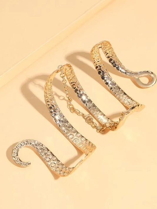 Arm Cuff Dourada Torcida